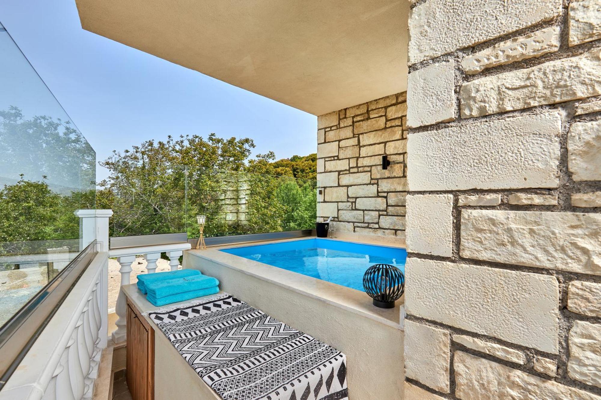 Mylostassi Villas With Balcony Plunge Pool Plati  Eksteriør billede